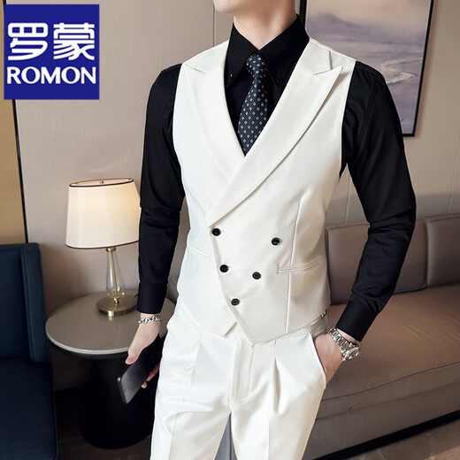 Romon (Romon) Suite d'affaires de cliente en lumière
