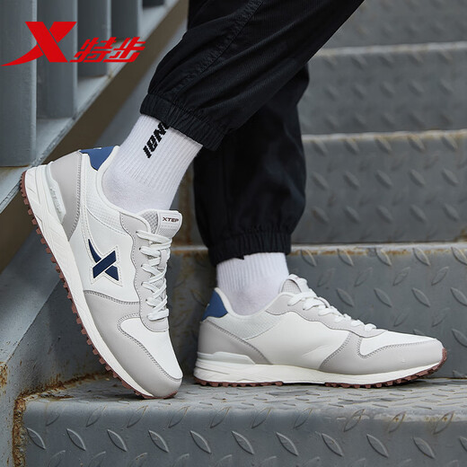 Xtep men's shoes, sports shoes, men's spring leather shoes, running shoes, non-slip wear-resistant mesh, travel shoes, casual jogging shoes, men's sail white/pigeon gray-722 40