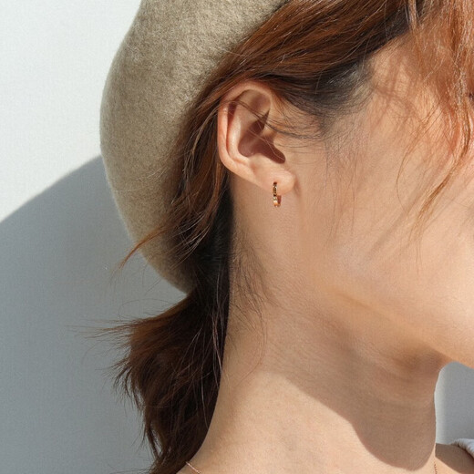 Chow Sang Sang rose gold mint series earrings, a pair of small bead hoop earrings 91978E Pricing