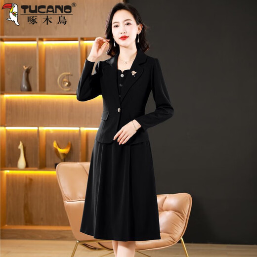 Woodpecker (TUCANO) Grandma Xi's wedding banquet dress can be worn at ordinary times. Women's new spring and autumn wedding dress. Mom's noble skirt suit. Burgundy 2XL. Recommended 120-130 Jin. Jin is equal to 0.5 kg.
