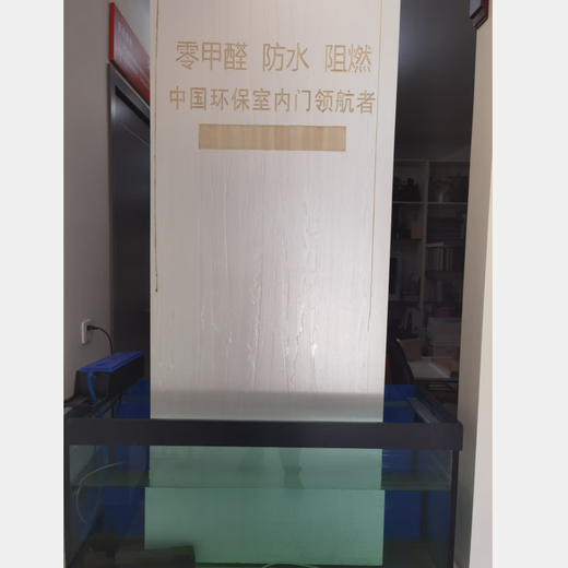 麒奔奔奔奔室内门，房门，木门套装门，防水门 布纹浅灰色