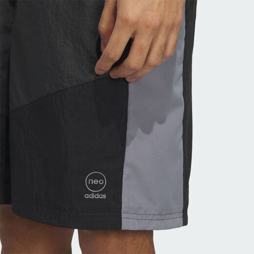 ADIDAS NEO SHORTS Pantalones para hombres Summer Nuevo entrenamiento de fitness al aire libre pantalones de pellizco Pantalones de playa transpirables casuales que corren pantalones cortos de carbono IP3883 L