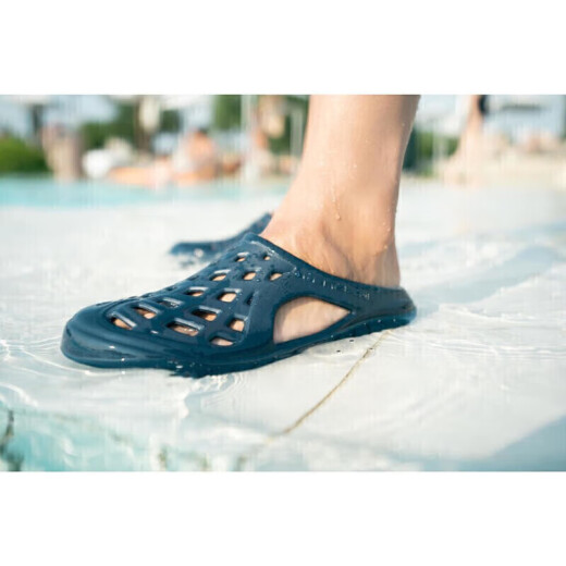 Decathlon (DECATHLON) swimming men's sandals, beach clogs, outer wear, quick drying NABD2027998 dark blue mesh style 40 size