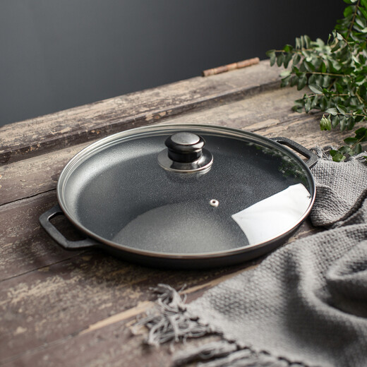 KITCHEN LITTLE HAPPINESS KITCHEN Thickened cast iron uncoated pancake fruit tool pancake cast iron household pancake non-stick hand-catch pancake pot Deep style + glass cover + pancake four-piece set 27cm