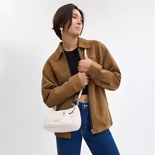 Coach (Coach) Cloud-Tasche 24-jähriges neu