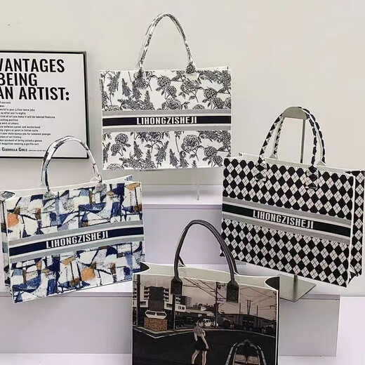 Chinese style oil painting felt tote bag new handbag high-end large capacity printed commuter shopping bag ink painting large bag 40*30*12