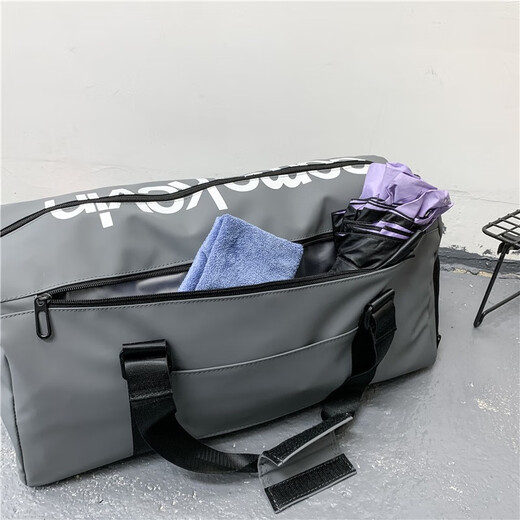 Double Star Travel Bag Men's Wet and Dry Separation Single-Shoulder Crossbody Bag Water-Repellent Large Capacity Wear-Resistant Handbag Black [with Frog Pendant]