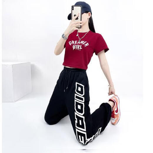 熊司令小个子爵士舞套装广场舞蹈kpop跳舞套装女夏爵士舞服装运动穿搭街 386黑短袖+1049玫红裤子 均码 s