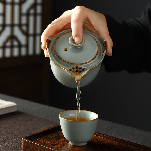 Dongmingtang Ru kiln hand holding pot anti-scalding ceramic teapot single pot large capacity kung fu tea set teacup set teapot for home use Ru kiln hand holding pot (single pot 1) simple package 270ml