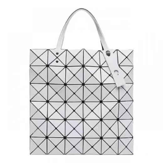 三宅一生（ISSEY MIYAKE）Matte六格哑光大容量PVC托特包Tote包购物手提单肩包七夕礼物 浅灰色BB06-AG683