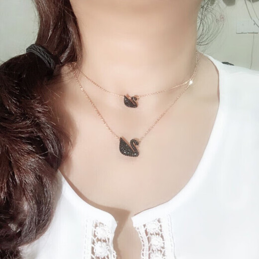 SWAROVSKI Swarovski necklace classic swan crystal clavicle sweater chain Birthday Chinese Valentine's Day gift for girlfriend Large black swan 5204134