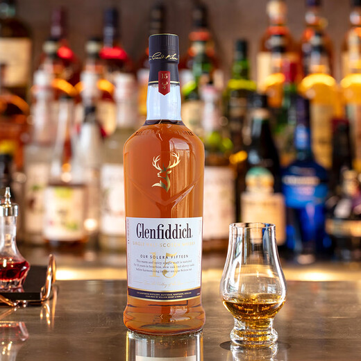 Glenfiddich 15 años Vino de whisky de malta solo escocés Importado del Reino Unido 700ml Area de producción de Speyside Glenfiddich 15 años 700ml
