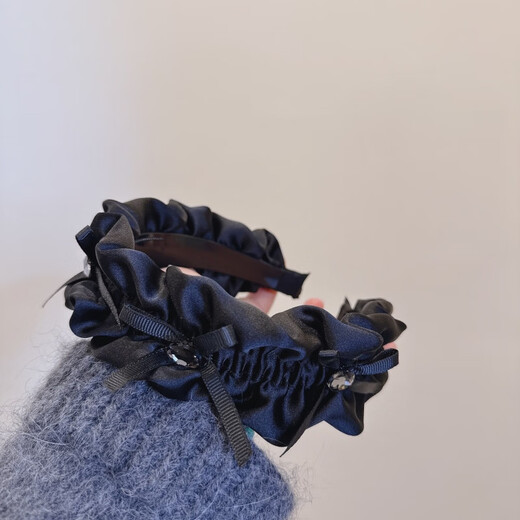 Mr. Ouyang 2024 early spring new product retro acetate satin high-quality Hepburn style exquisite bow hairpin headband for women F826-black Hepburn style hairpin