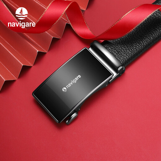 Navigare Italiener kleines Segelboot Herrengürtel Geschenkbox Gürtel High-End-Gürtel leichter Luxus-Geburtstagsgeschenk Schwarz (Theke Geschenkbox) N4A826Z-101103a 115 cm [Vorgeschlagenes Gewicht 130-165jin [Jin gleich 0,5 kg]]