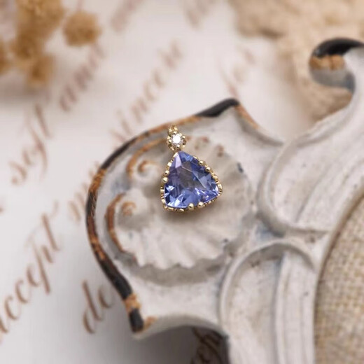 Fat Donglai's same style tanzanite necklace Japanese natural 18K gold light luxury amethyst pendant Tanzanite necklace