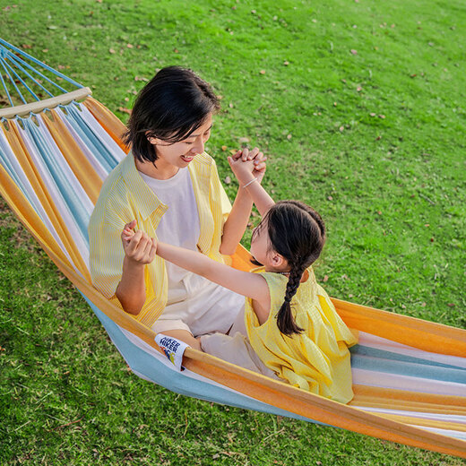 
Pelliot HIKER outdoor hammock camping adult swing double hanging basket anti-turnover chair 16302852 yellow blue
