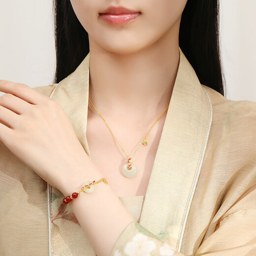 Pulsera de plata con hebilla segura de jade de campo y koi de cristal, regalo de cumpleaños para que las niñas se las regalen a sus novias, accesorios de nicho de alta gama, joyería S1381 Pulsera con hebilla de seguridad de jade de campo y koi