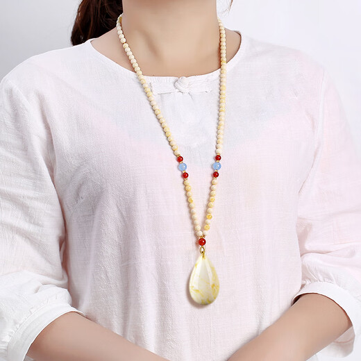 Nilan Pangdonglai's same beeswax Wushi brand natural white pendant for men and women with water drops autumn and winter style sweater chain rose hanging white honey Maitreya Buddha pendant + certificate