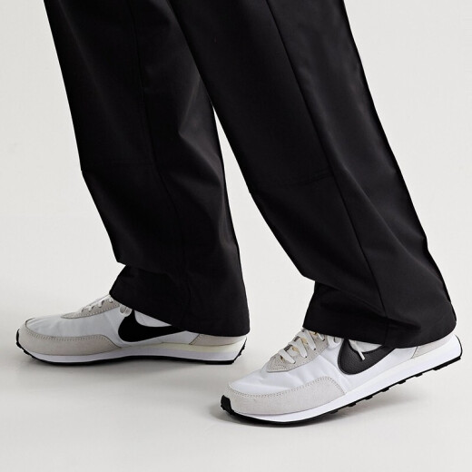 Nike Waffle Trainer 2 Hombres de empalme retro de masa Fashion Shoes Low Top informal Sports Running Zapatos Beige y Black Dh1349-100 Otros códigos