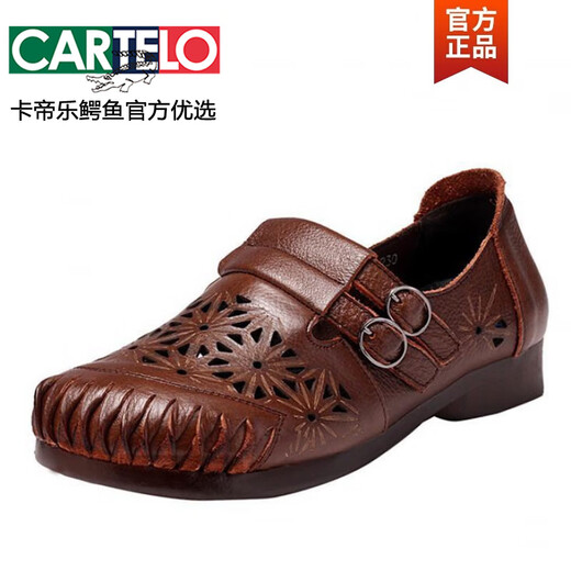 Cartelo Summer Cuero zapatos Madre de cuero genuino Mujeres suaves para mujeres Huecares transpirables Sandalias de malla de malla de mediana edad y anciana