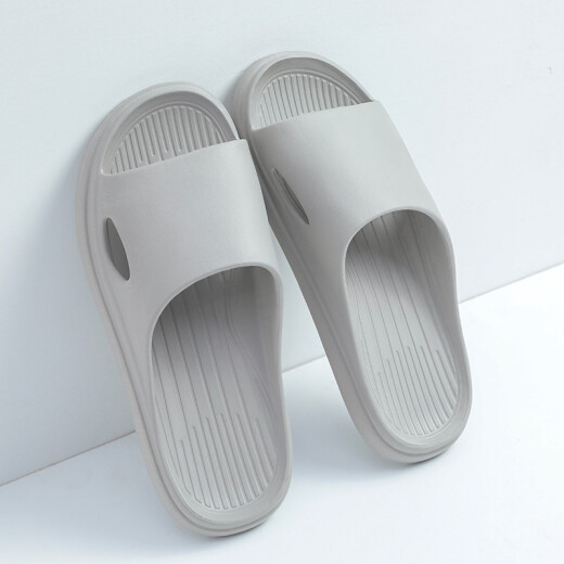 Beautiful Tiffin Slippers for Women Thick Soled Couples Home Bathroom Soft Soled Comfortable Men's Home Slippers Gray 42-43