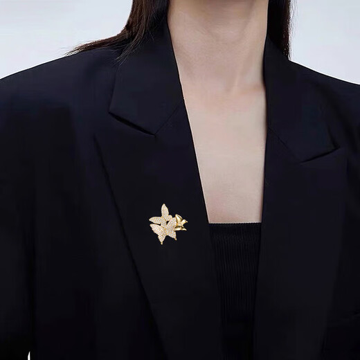 Crystal brooch for women, high-end butterfly corsage, luxury coat, suit collar pin, anti-exposure buckle badge, Chinese style butterfly love flower brooch set TY150