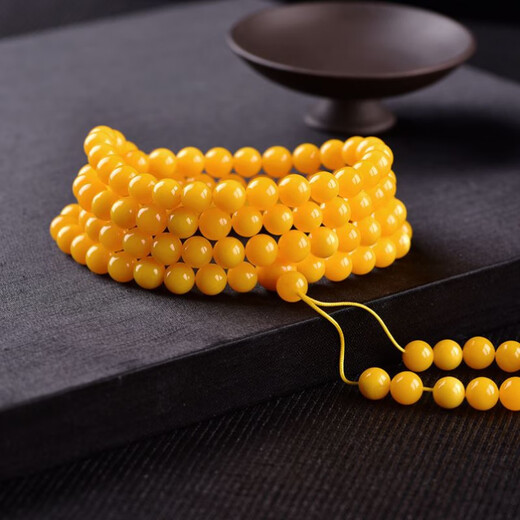 DL 1998 Fat Donglai same style beeswax bracelet 108 pieces natural chicken oil yellow bracelet Buddha beads old amber beads for men and women chicken oil yellow 6mm