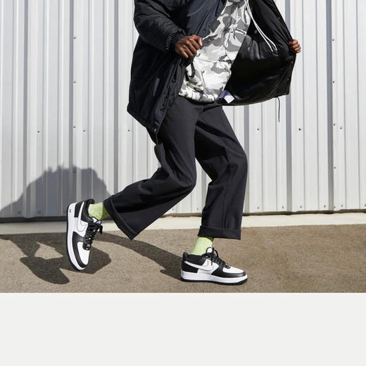 耐克（NIKE）男子空军一号运动鞋 AIR FORCE 1 '07 AF1 DV0788-001 42