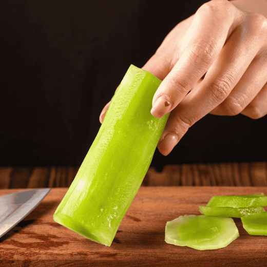 Stewing season peeled three-green lettuce segments 300g