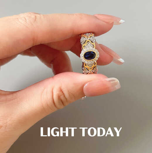 Micro-retro palace four-leaf clover carved ring S925 sterling silver plated with 18k gold inlaid with exquisite high-end sense No. 5 (finger circumference 51mm)