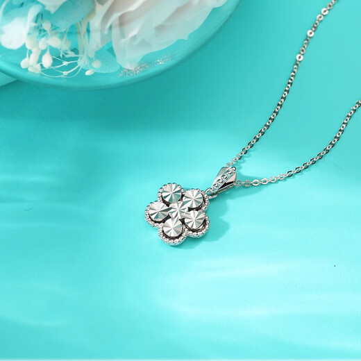 Yuanshengfu's new PT950 high-quality imitation diamond flower platinum pendant, fashionable and versatile platinum necklace pendant, 4.01g