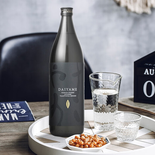 DAIYAME won the IWSC Gold Award for the 2nd time in a row. Japan's Daiyame lychee flavored taro shochu imported DAIYAME 25 degree original taro shochu 900ml