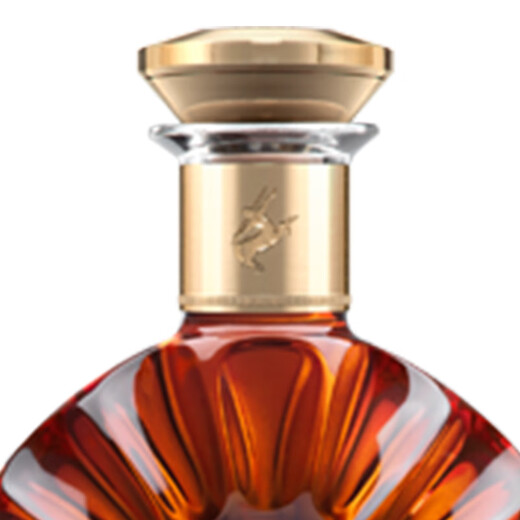 人头马（Remy Martin）洋酒 XO 优质香槟区干邑白兰地 新老包装 随机发货 700mL 1瓶