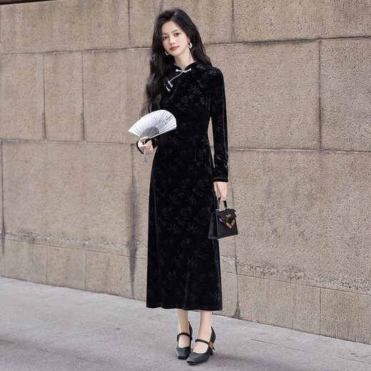 Sibaishe new Chinese style dress 2025 autumn new women's national style buckle embossed back slit cheongsam