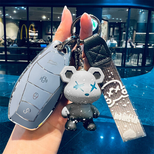 Zhengxi 23 Hongqi H5 Couverture clé 2023 Nouveau modèle Nouvelle voiture HS5 H9 Shell HS7 BOUCLE HQ9 BAG H7 FEMMES Classic 2022 C Modèle [Fashion Black] Grey Chameleon Bear Hanging Buckle
