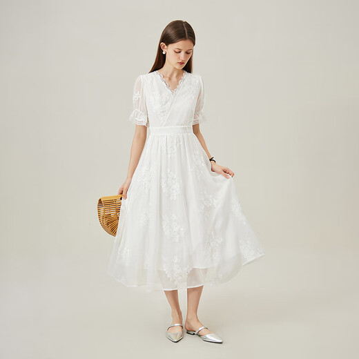 
Fan Silan White Embroidered Embroidered Dress for Women Summer 2024 New Tea Break French Fairy Dress 12397 White XL