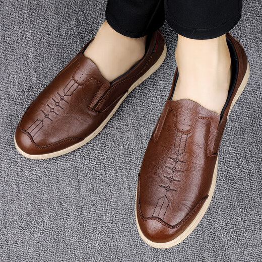 Diluochi spring and summer new genuine leather casual leather shoes men's beanie shoes British men's head layer cowhide fashionable driving shoes brown foot cover 9711 38 leather shoe size
