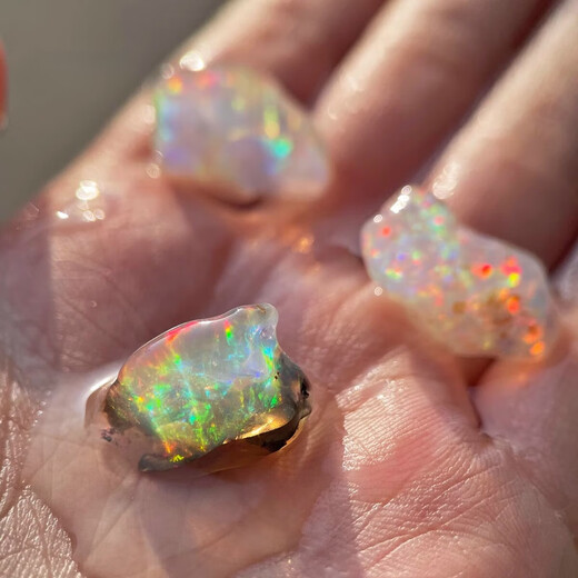 Prodigal Heart Opal Stone Raw Stone 33 Natural African Water Opal Raw Mineral Fire Color Opal Gem Opal Mineral Crystal# #061.2*1.1*0.7cm Weight 0.9g