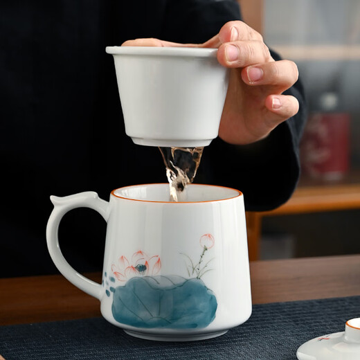 Gold inlaid jade tea cup, office conference room tea cup, tea water separation and filtration ceramic gift box, Lotus tea cup
