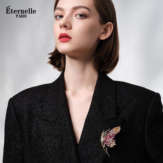 Eternelle French eternal original design brooch autumn and winter new butterfly corsage high-end light luxury pin buckle gift elegant purple