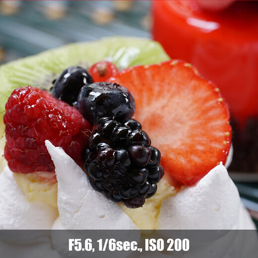 Sony (SONY) APS-C half-frame standard zoom lens E-mount E18-135mmF3.5-5.6OSS (disassembled version) official standard