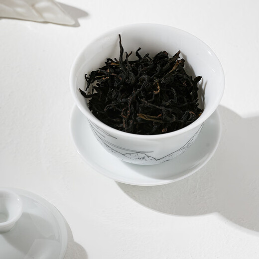 
Tianchi Tea Industry 1392 Lao Tung Eight Immortals Phoenix Single Cong Chaozhou Phoenix Single Cong Tea Gift Box Lao Tung Eight Immortals Gift Box 50g*2 cans