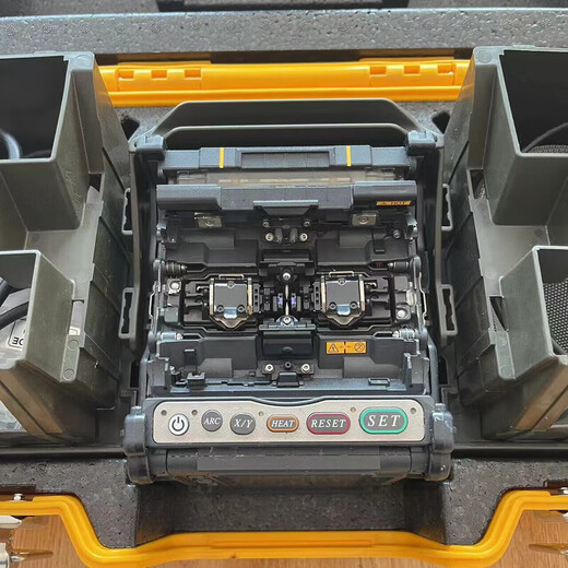 Machine d'épissage en fibre d'occasion Fujikura Ichino Sumitomo China Electric Line-Distance Machine de soudage de fibre de fibre OTD
