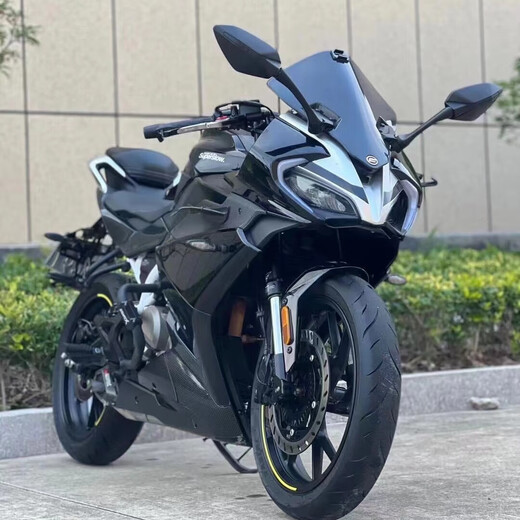 T/C second-hand Chunfeng 250SR sports car electric spray water-cooled motorcycle imitation track version motorcycle transfer can be registered White