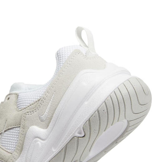 Nike (Nike) Sport Frauen New Summer täglich im Freien Vasters vielseitige Freizeitschuhe DR9761-100 DR9761-100 38.5