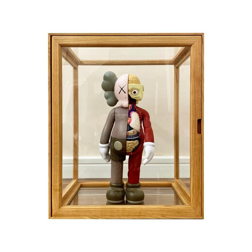 High-end solid wood figure display box Bubble Mart blind box model boots bag wooden transparent storage box North America cherry wood