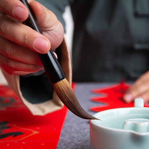 Meilin Penzhuang couplet brush Spring Festival writing couplet pen ink paper inkstone pen Spring couplet blessing pen large large regular script calligraphy large character special extra large entry-level calligraphy couplet brush