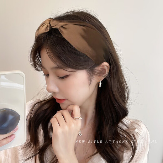 Zhuo Keke wide-brimmed headband Korean Internet celebrity temperament face wash autumn and winter high skull headband women's headwear pressed hairpin hairband hair accessories black temperament versatile wide-brimmed headband