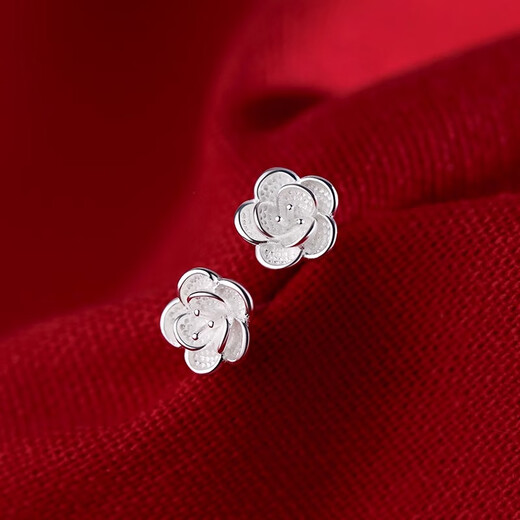 DAISY DREAMS 999 Silver Camellia Earrings for Women 2025 New Temperament Flower Earrings Light Luxury High-Quality Full Silver Fashion Earrings Camellia Earrings 999 Silver