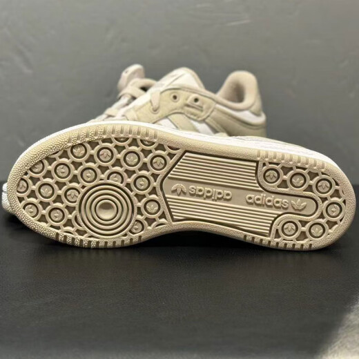 
Adidas official ship store Clover men's shoes women's shoes couple's shoes Smith sports shoes cushioning low-top casual shoes 6212/leather/versatile heel Clover logo 40